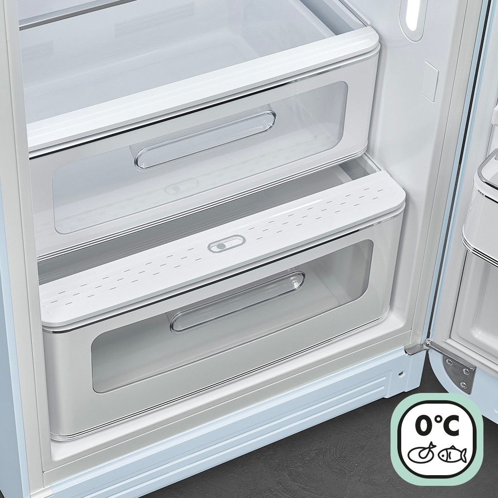 Refrigerator drawers with LifePlus 0°C compartment designed to preserve fresh food such as meat and fish at optimal temperature